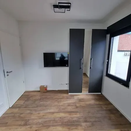 Brandneues Stadtglanz Apartment Stuttgart Extérieur photo