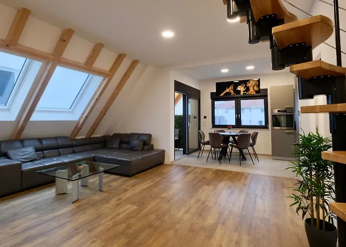 Brandneues Stadtglanz Apartment